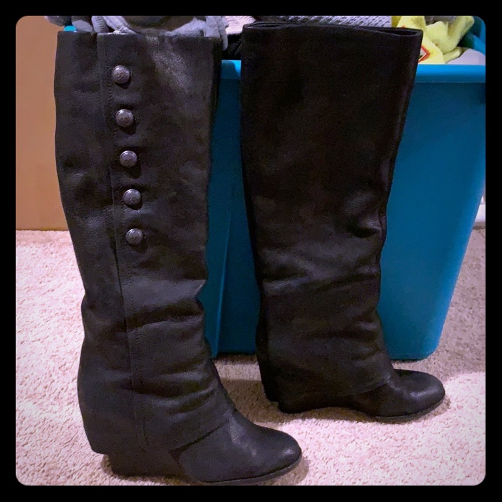 Vince Camuto boots